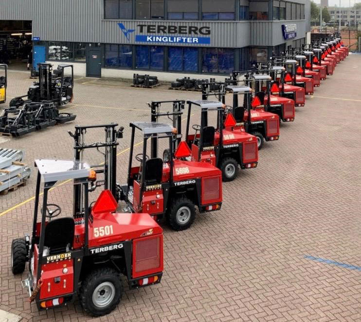 Sixteen new Terberg Kinglifters for Verhoek Europe